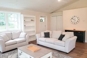 Large 3BR Mountainview | Fireplace | Near skiing - Image 4