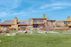 3BR mountain view home with fireplace, deck & W/D - Image 4