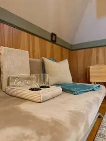 Vacation Suite~Hot Tub {Breakfast Included} - Image 5