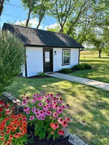 Tiny House Retreat! - Image 3