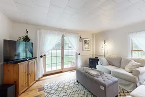 Historic Valley View with EV charger and Game Room - Image 5