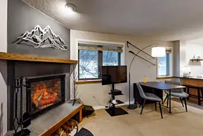1BR Ski In/Out Mountainview 1st-Floor | Deck - Image 2