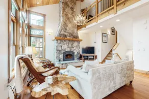 Stratton TreeTop 3BR with hot tub & fireplace - Image 5