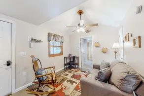 1BR Mountainview Dog Friendly | Hot Tub - Image 4