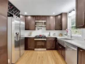 Home in Austell GA - Image 4