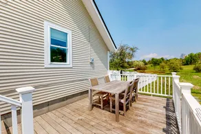Vintage 3BR Mountainview | Deck | - Image 3