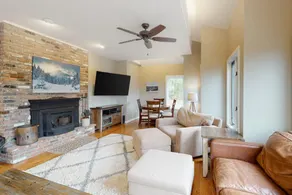 5BR Ski In/Out Valleyview | Hot Tub | Fireplace - Image 5