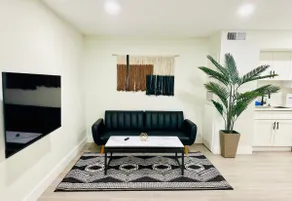 LUX 1BR/1BA Condo with Master Suite near LV Strip - Image 5