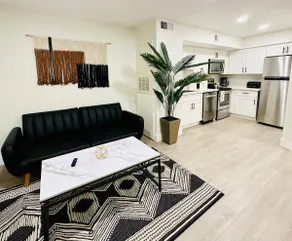 LUX 1BR/1BA Condo with Master Suite near LV Strip - Image 2