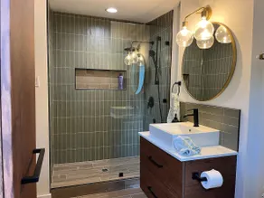 Entire Guest Studio with Private Entrance - Image 5