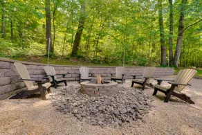Log Cabin | Hot Tub | Ping Pong | Cozy - Image 3