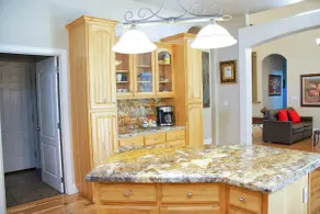 Spacious 6BR Home| 6.5 Baths Perfect for Big Group - Image 4