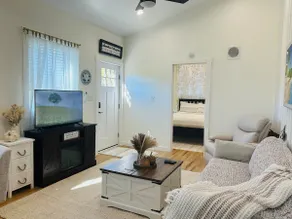 The Bardominium at Steel Magnolias Guest Home - Image 5