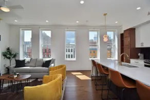 Capstone Condo. Best Location. 2 bed/2 bath. - Image 4