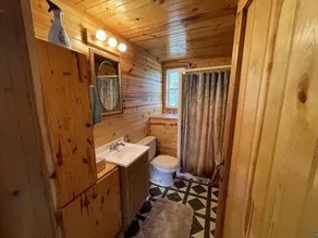 Big Pine Lake Cabin - Image 4