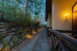 Perfect for couples, friends and families! Spacious terrace with open-air bath! 5-minute walk from Pola Museum of Art - Image 3