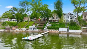 Stunning Lake Wawasee Paradise - Image 4