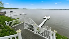 Stunning Lake Wawasee Paradise - Image 3