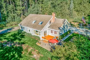 4BR Bayview Dog Friendly - Deck - Garage Parking - Image 2