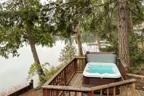 Fantastic 2BR Lakefront - Dock - Fireplace - Image 3