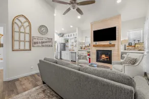 Modern cottage with covered deck grill & fireplace - walk to beach-bars-dining - Image 5