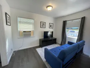 Studio Near San Antonio Hospital - Image 2