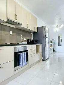 Bakers Sea Breeze Escape - Image 2