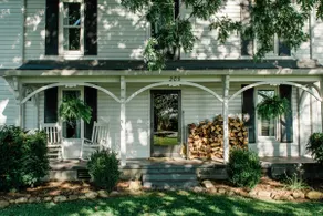 Hannah’s Farmhouse - Image 2