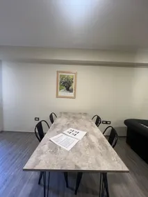 Centrally located apartment, excellent condition - Image 5
