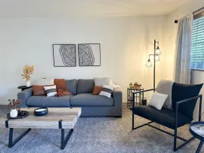 Townhome near downtown Sonora - Image 2
