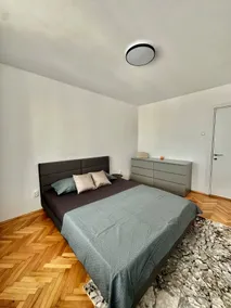 Dorobantilor Apartment with a Terrace - Image 4