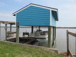 Fishing cottage night lights ON ICW Sargent Beach - Image 4
