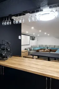 Rustic | Greater Montreal | 6 bedrooms | 4 PKG - Image 4