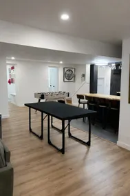 Rustic | Greater Montreal | 6 bedrooms | 4 PKG - Image 5