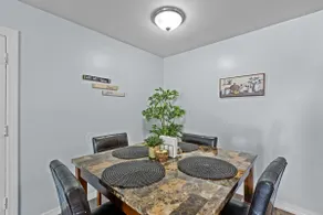 Shands Hospital Guesthouse - Free Parking - Image 3