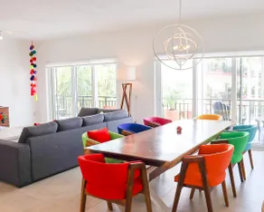 Rainbow House of Colors - Image 5