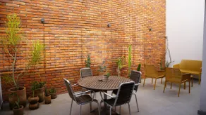 Designer Peaceful Getaway Private Patio A/C - Image 4