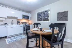 Thornhill 2 Bedroom Unit - Image 2