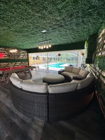 UF Family Retreat•Pool•Game Room•Sleeps 10•Pond - Image 5