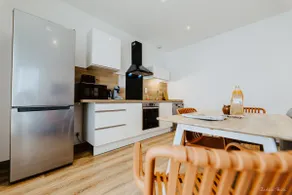Cozy apartment facing the thermal baths, WIFI-Parking - Image 4