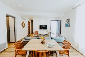 Cozy apartment facing the thermal baths, WIFI-Parking - Image 3