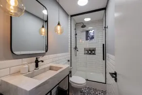 Studio 196 - Image 2