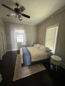 Downtown Screen Porch Living - Image 5