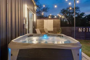 Lakefront · Pool · Sauna · Hot Tub · Sleeps 14 - Image 3