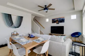 Unwind & Explore the City! Convenient Aurora Home - Image 4