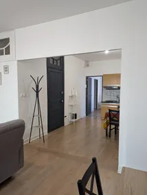 Apartment in the heart of Ambert. - Image 2