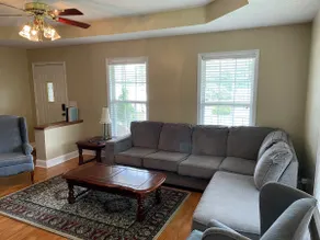 Timberhill Home-Walk to the Lake! - Image 2