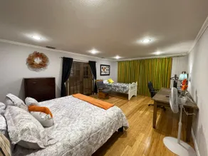 Spacious Living Area Triplex Unit! - Image 5
