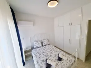 Beach Vibes Beachfront Apartment - Image 4