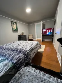 Beautiful and cozy 2 bdrm apt. in Journal Square - Image 5